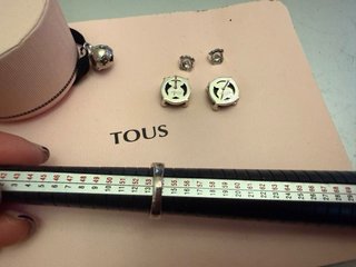 Conjunto Tous Anillo y Pendientes Negro