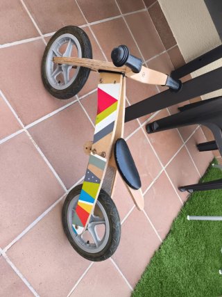 Bici de madera Montessori