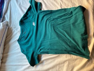 Camiseta Nike verde oscuro