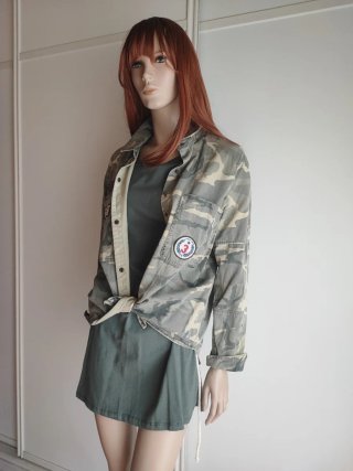 Vestido verde Zara + Camisa militar de regalo