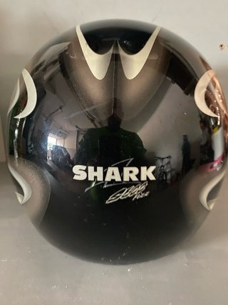 Casco Shark Moto Negro y Gris