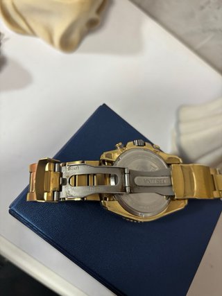 Reloj Festina Cronógrafo Dorado