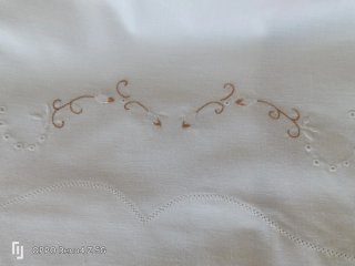 Sábanas de algodón bordadas nuevas