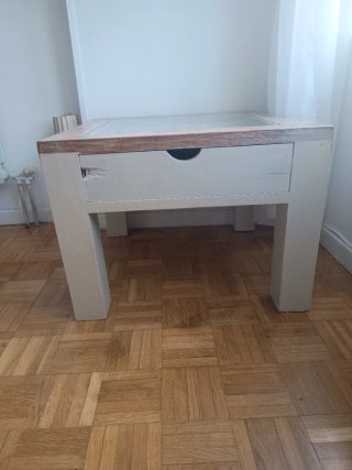 Mesa de centro de madera y cristal