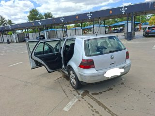 Volkswagen Golf 2003