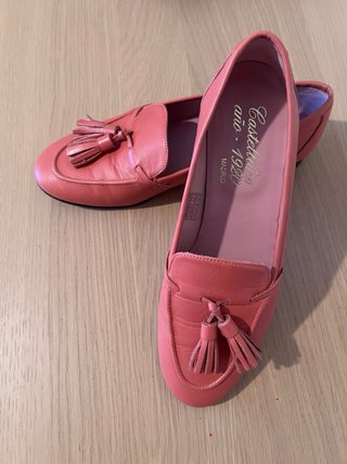 Zapatos Castellanos Tipo mocasines.Naranja/Rosa