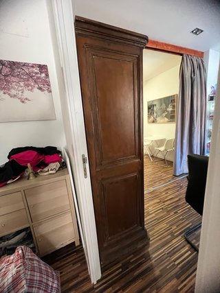 Armario de madera tres cuerpos maciza con espejos