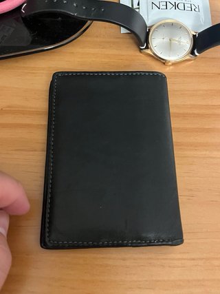 Cartera Dockers Negra Cuero