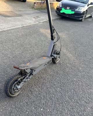 Patinete Eléctrico G4 en muy bien estado