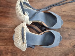 Alpargatas Castañer Beige y Azul