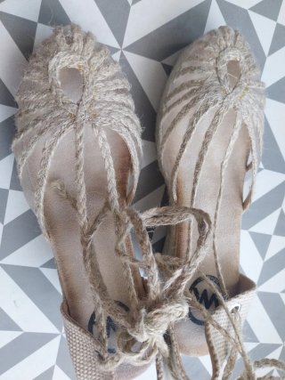 Sandalias esparto mujer beige