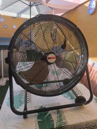 Ventilador ON LIGHT 60cm 150W con Ruedas