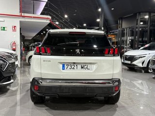 Peugeot 3008 Hybrid 180 e-EAT8 Allure Pack