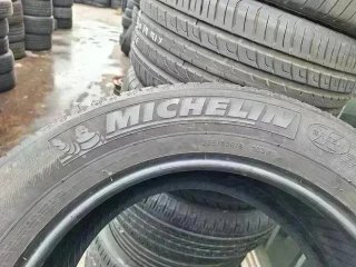 235 60 R18 103V Michelin - 1 neumático +70%