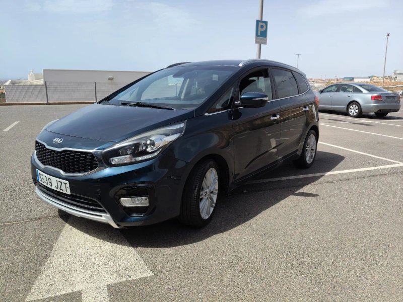 KIA Carens 2017 - foto 1