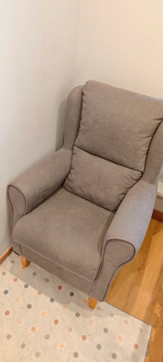 Sillón cómodo beige/gris