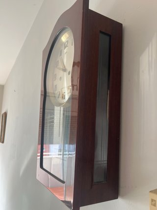 Reloj de pared antiguo madera