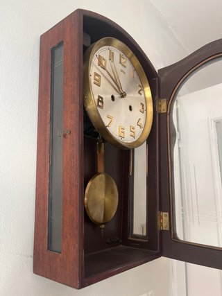 Reloj de pared antiguo madera