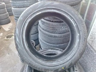 235 50 r19 99V Pirelli - 1 neumático sin uso