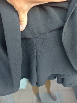 Falda pantalón de vuelo negra fresquita