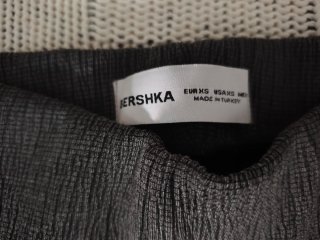 Conjunto Bershka Pantalón y Blusa Talla XS