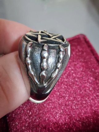 Anello uomo con pentacolo