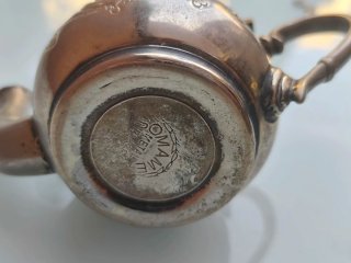 Tetera Antigua Grabada mediados s Siglo XX. 310 gr