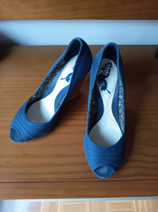 Sandalias cuña azules
