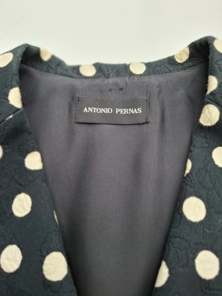 Chaqueta lunares Antonio Pernas
