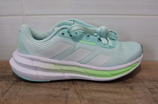 Zapatillas de running para mujer Adidas Questar 3