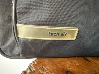 Bolso Tech Air Negro para Portátil