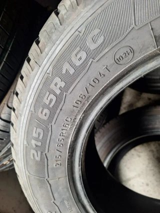 215 65 R16 C Goodyear - 1 neumático +95%