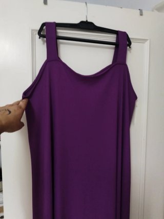 Vestido morado tirantes canalé