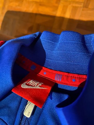 Chaqueta deportiva FCBarcelona Nike Talla M hombre