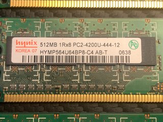 Tres placas memoria RAM de 512MB