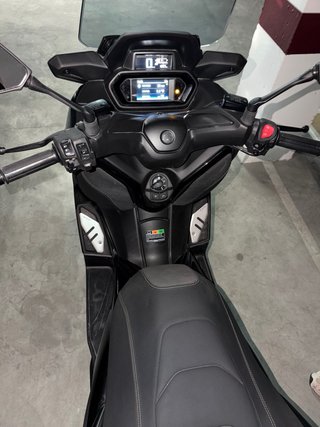 Yamaha XMAX 125 TECH MAX Negra”NUEVA “