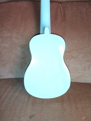 Ukelele blanco
