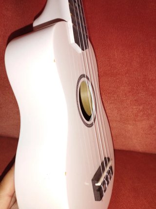Ukelele blanco