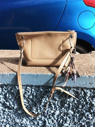 Bolso bandolera BIMBA Y LOLA piel beige