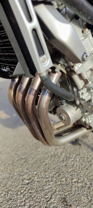 Yamaha Fazer 600 - Moto Deportiva