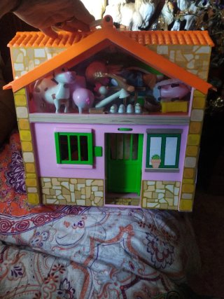 Casa de muñecas Granja Barriguitas