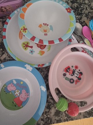 Lote vajilla infantil platos vasos cubiertos