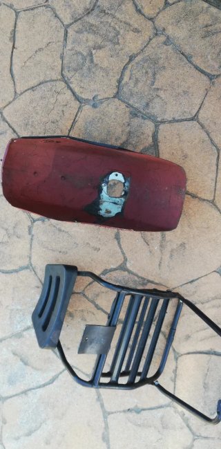 Portaequipajes y Guardabarros Vespa 200 Granate