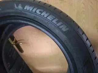 205 50 R17 93V Michelin - 1 neumático +80%