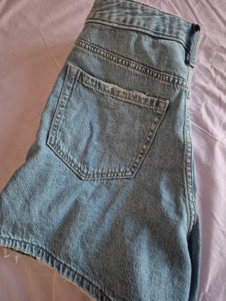 Pantalón corto Hollister azul talla 8 - w 29