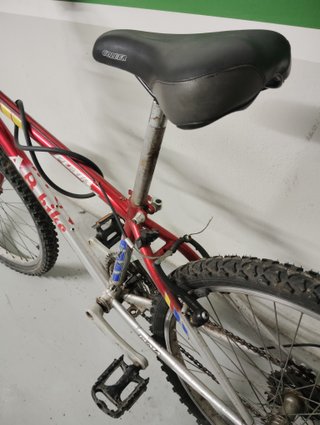 Bicicleta 24" AB Bike Roja