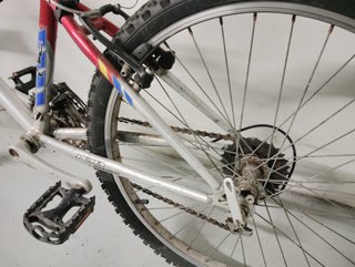Bicicleta 24" AB Bike Roja