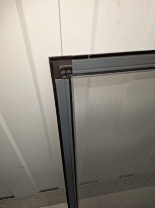 Mosquitera para ventana gris