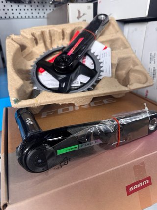 Bielas SRAM Force AXS DUB Potenciómetro