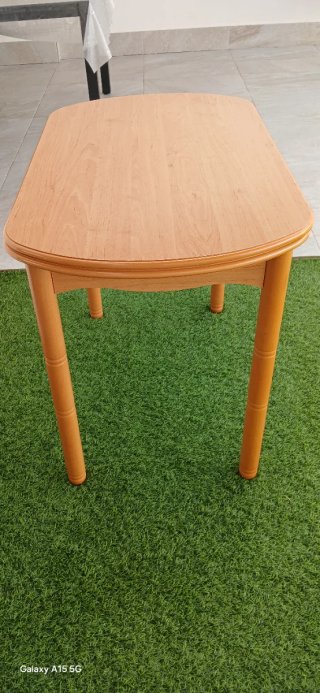 Mesa de cocina extensible de madera